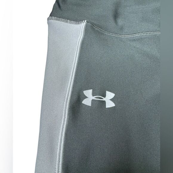 Under Armour Heat Gear Leggings (Small) - Picture 3 of 5